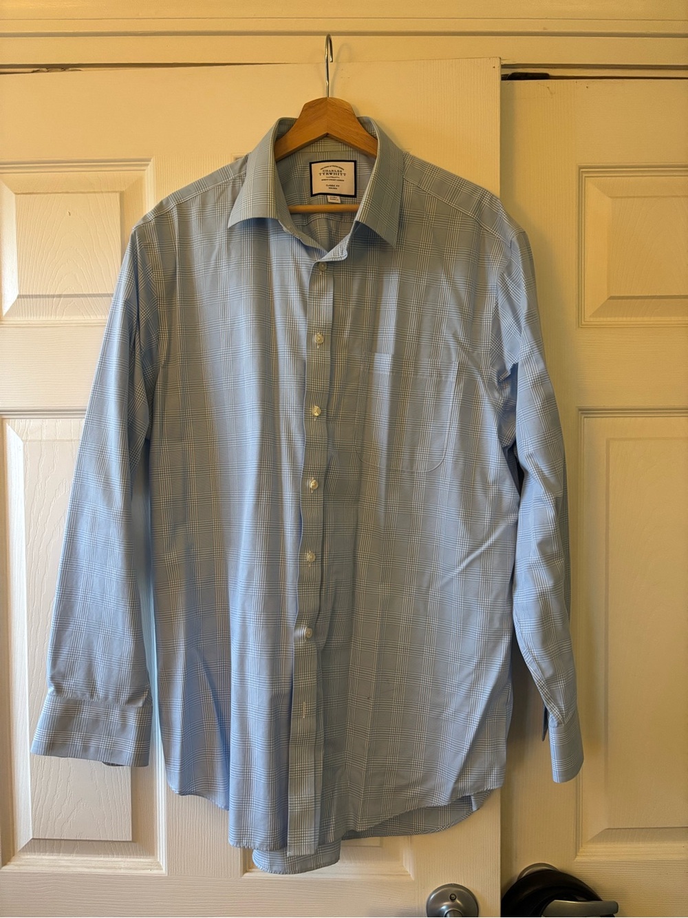 Charles Tyrwhitt Light Blue Checked Dress Shirt Classic Fit Non Iron